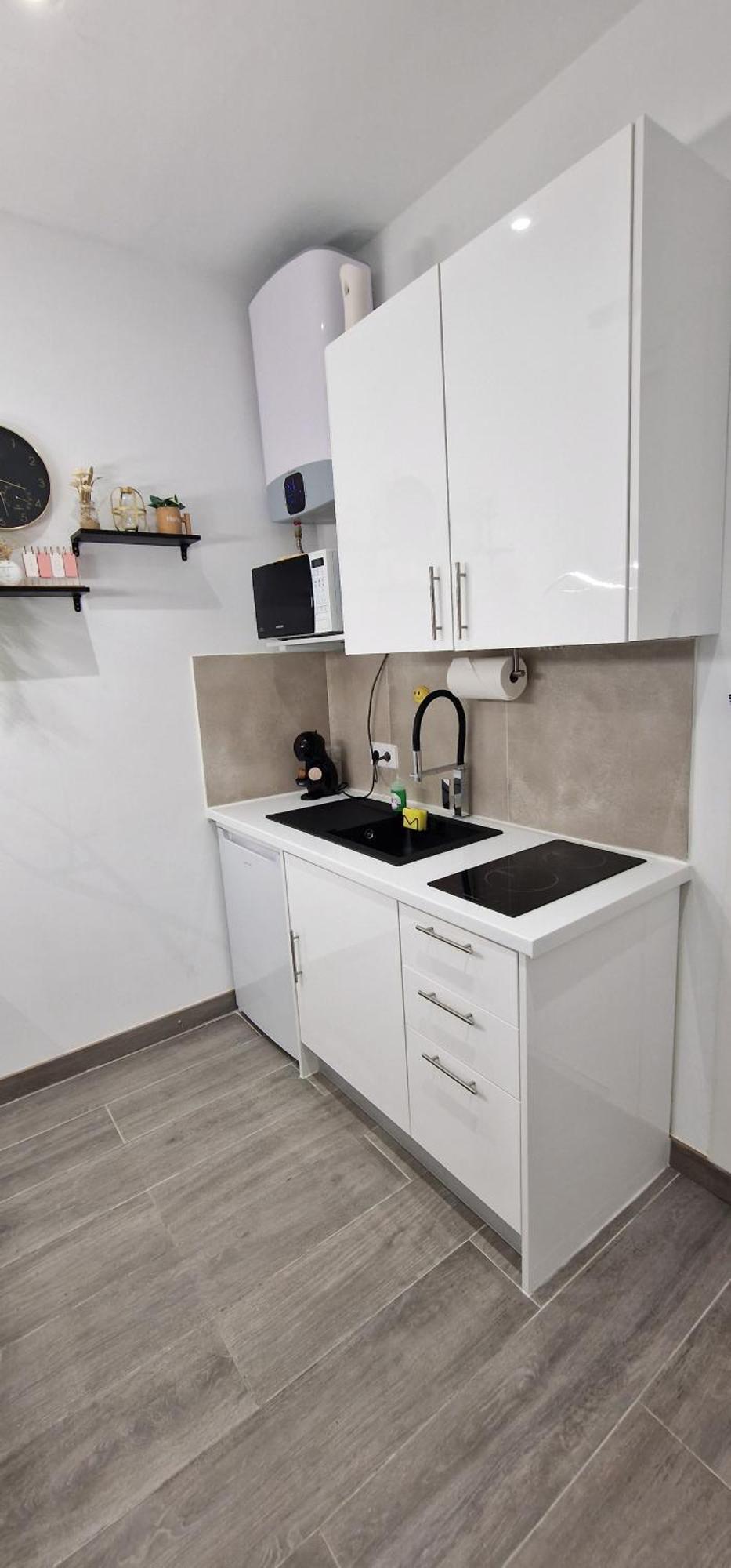 Barcelona, Apartamento De 1 Habitacion Appartement L'Hospitalet de Llobregat Buitenkant foto